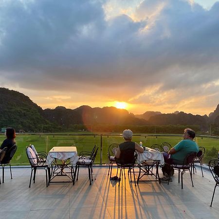 Liberty Hall Tam Coc Hotel & Villa Ниньбинь Экстерьер фото