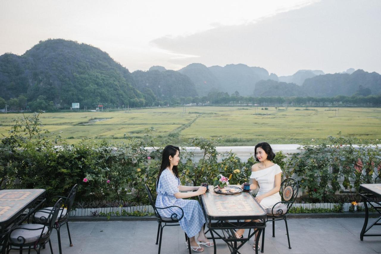 Liberty Hall Tam Coc Hotel & Villa Ниньбинь Экстерьер фото
