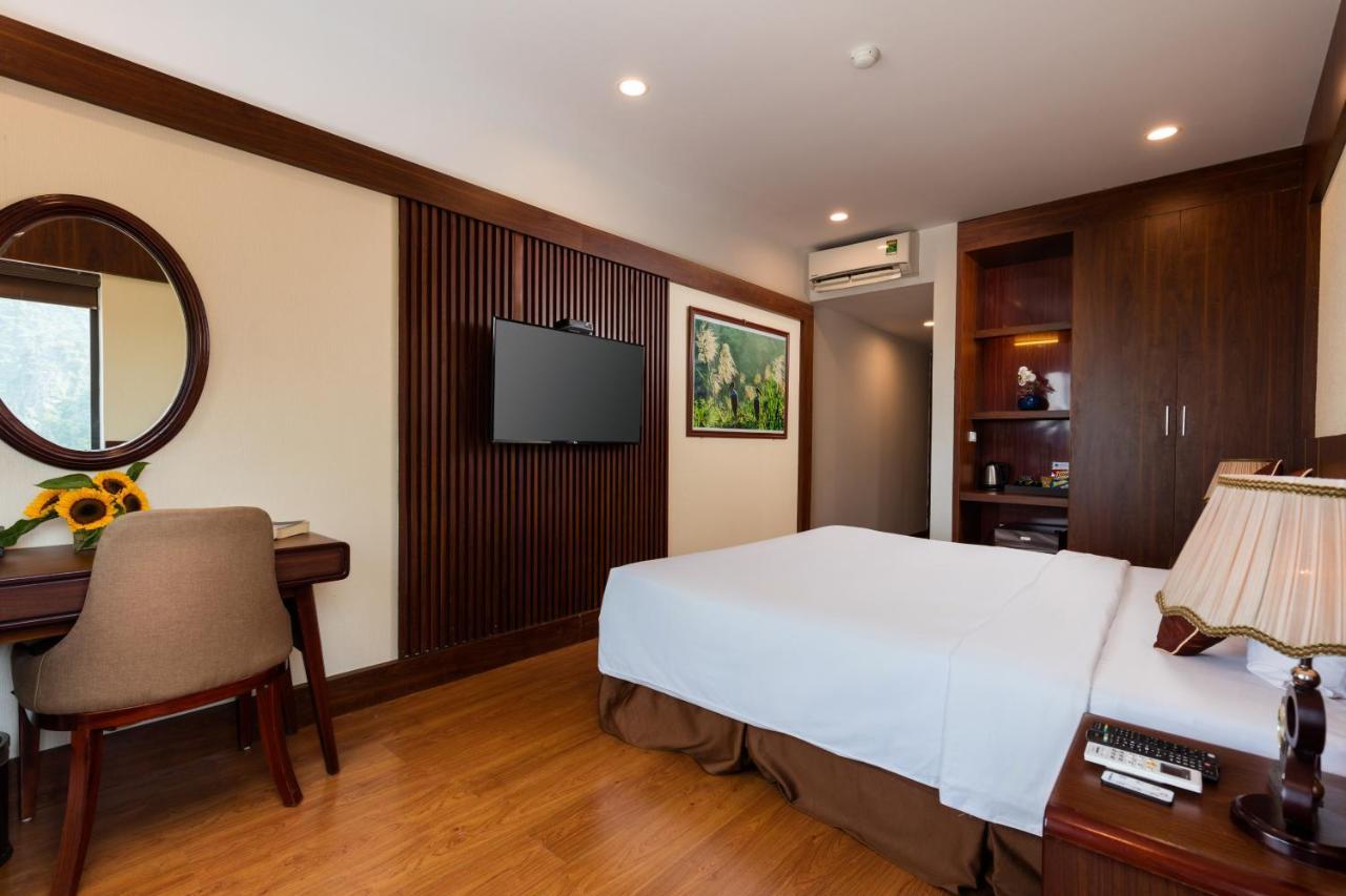 Liberty Hall Tam Coc Hotel & Villa Ниньбинь Экстерьер фото